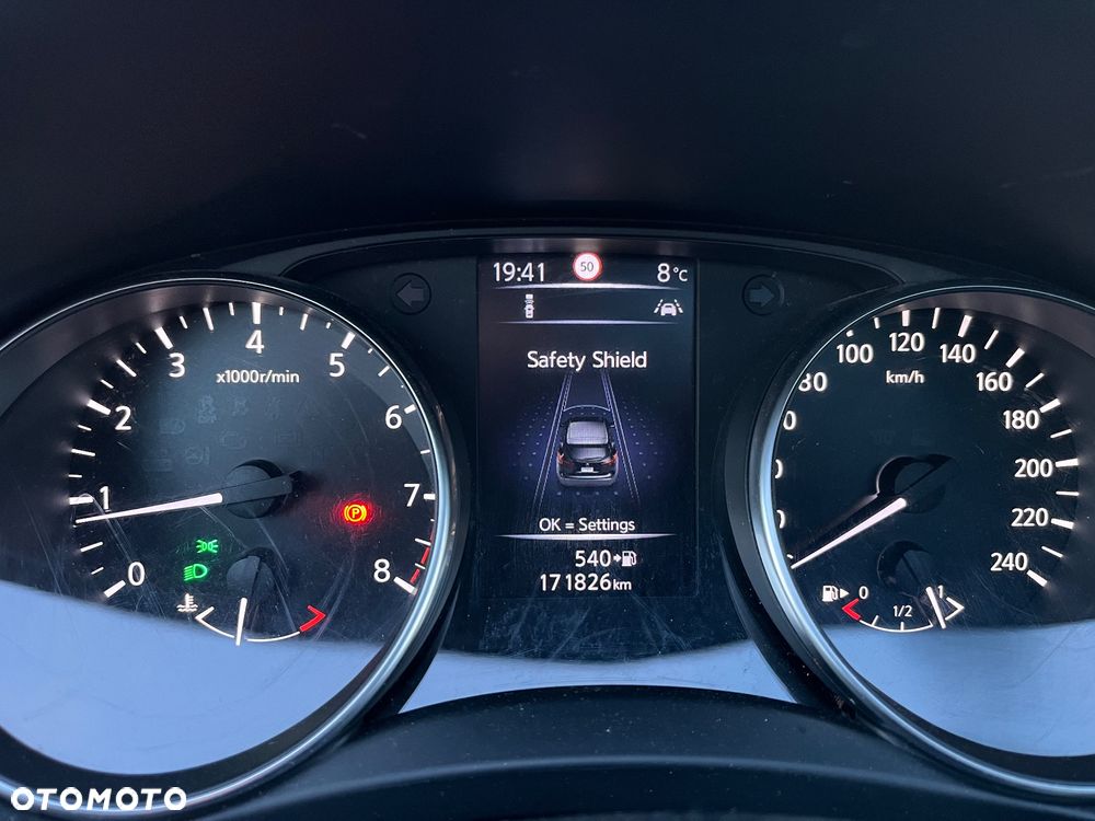 Nissan Qashqai 1.6 DIG-T N-Connecta - 18