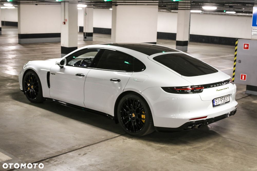 Porsche Panamera Turbo S E-Hybrid - 3