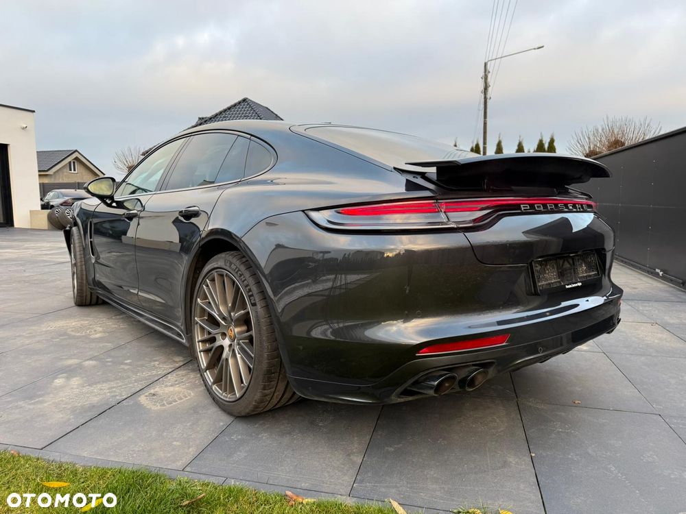 Porsche Panamera - 6