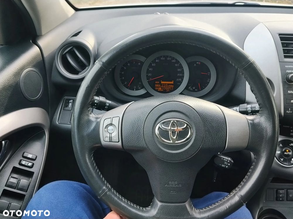 Toyota RAV4 2.0 4x4 Executive - 9