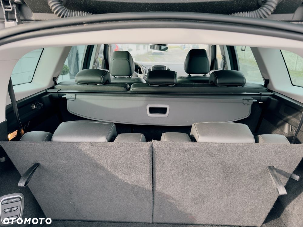 Renault Scenic TCe 140 GPF EDC BUSINESS EDITION - 22