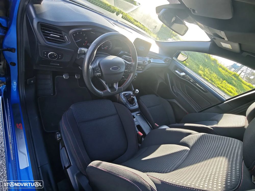 Ford Focus 1.0 EcoBoost ST-Line - 7