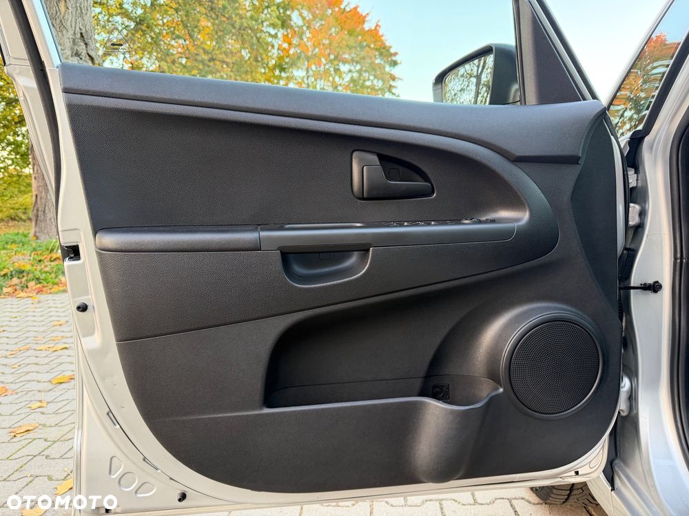 Kia Venga - 14