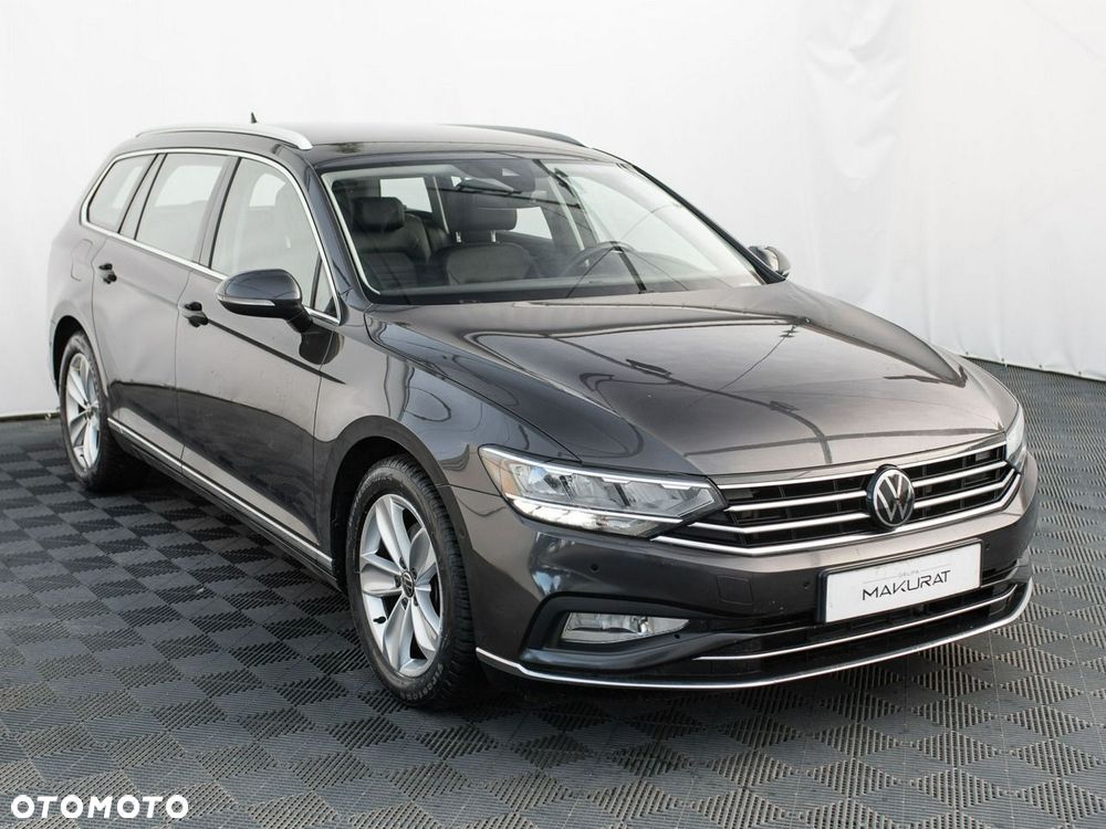 Volkswagen Passat - 4