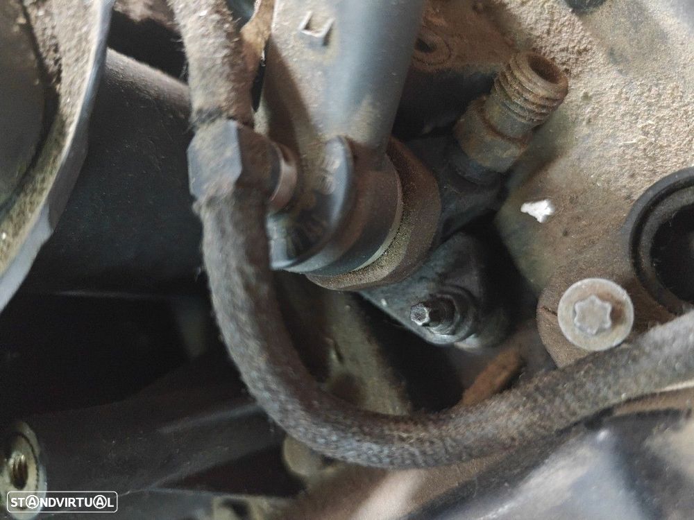 Motor Com Acessorios Bmw 5 (E60) - 9