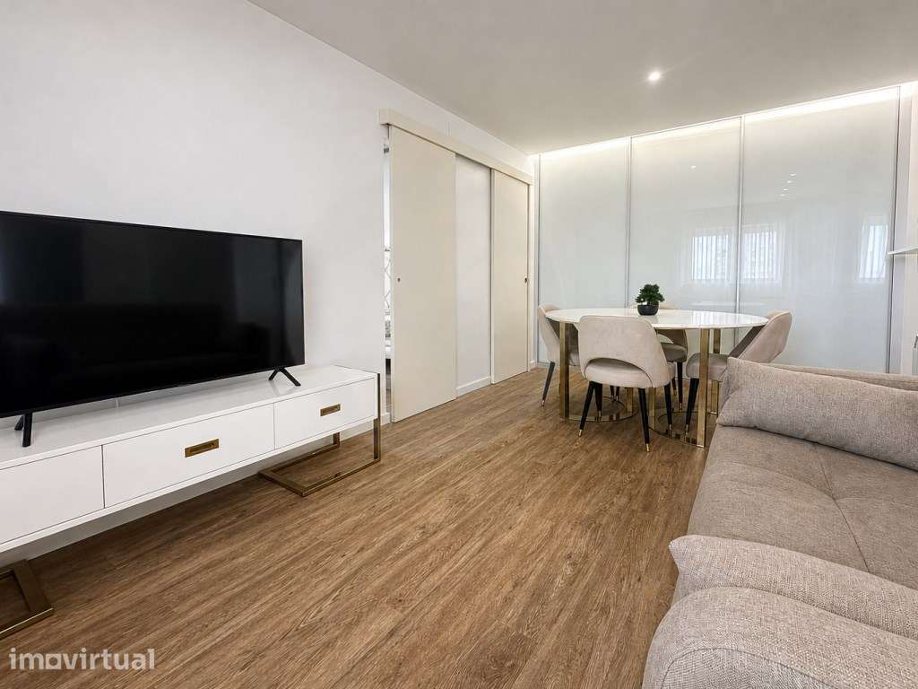 Apartamento T1 junto à Praia na Póvoa de Varzim - Grande imagem: 3/25