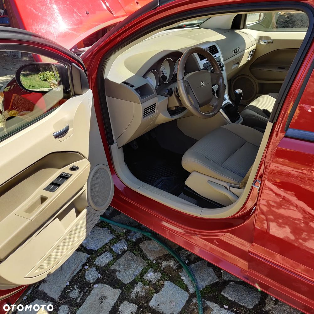Dodge Caliber 1.8 SXT - 8
