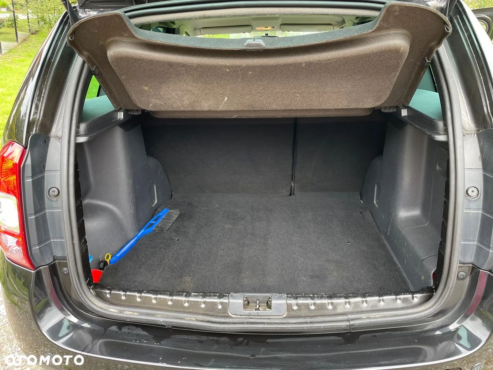 Dacia Duster 1.2 TCe Laureate - 25