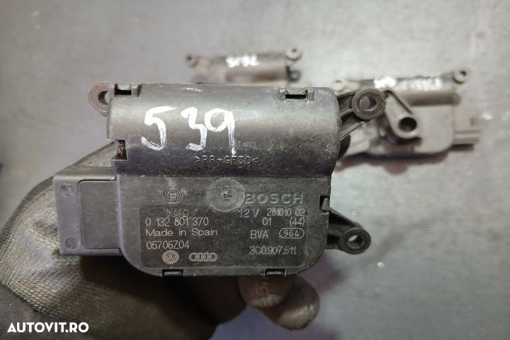Motoras clapeta aeroterma 3C0907511 0132801370 3C0907511 0132801370 V - 2
