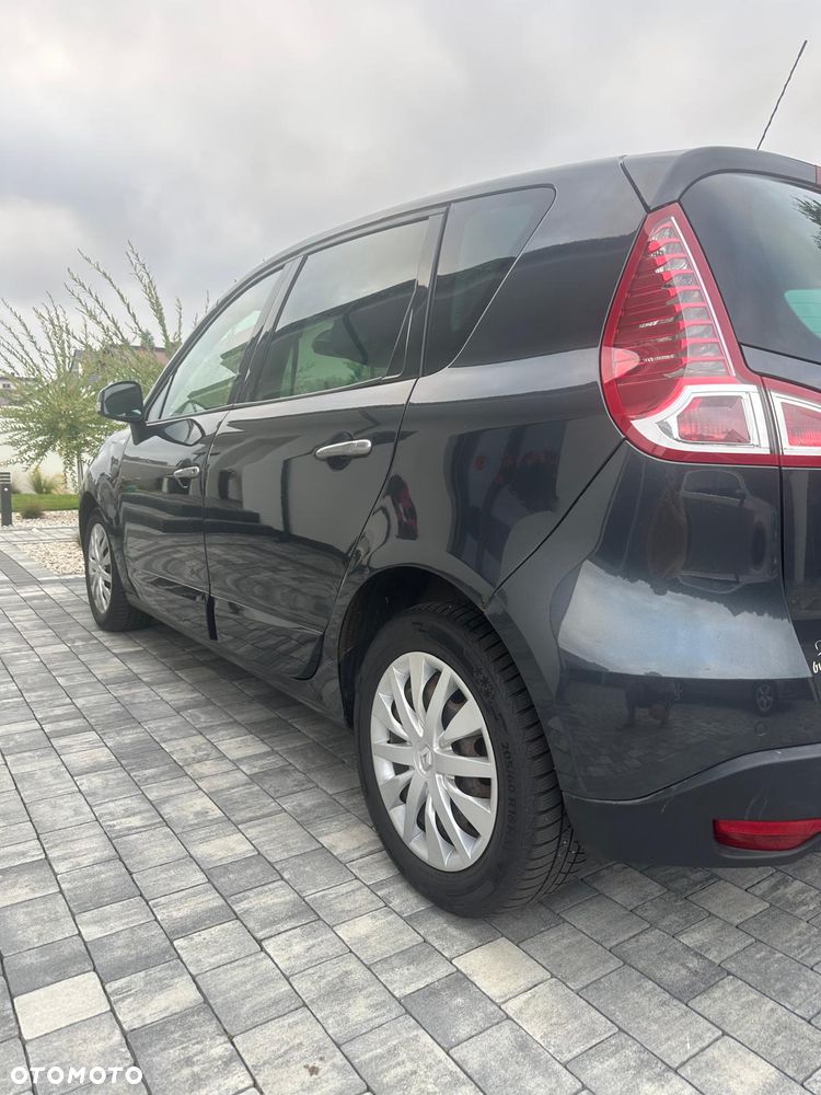 Renault Scenic - 2