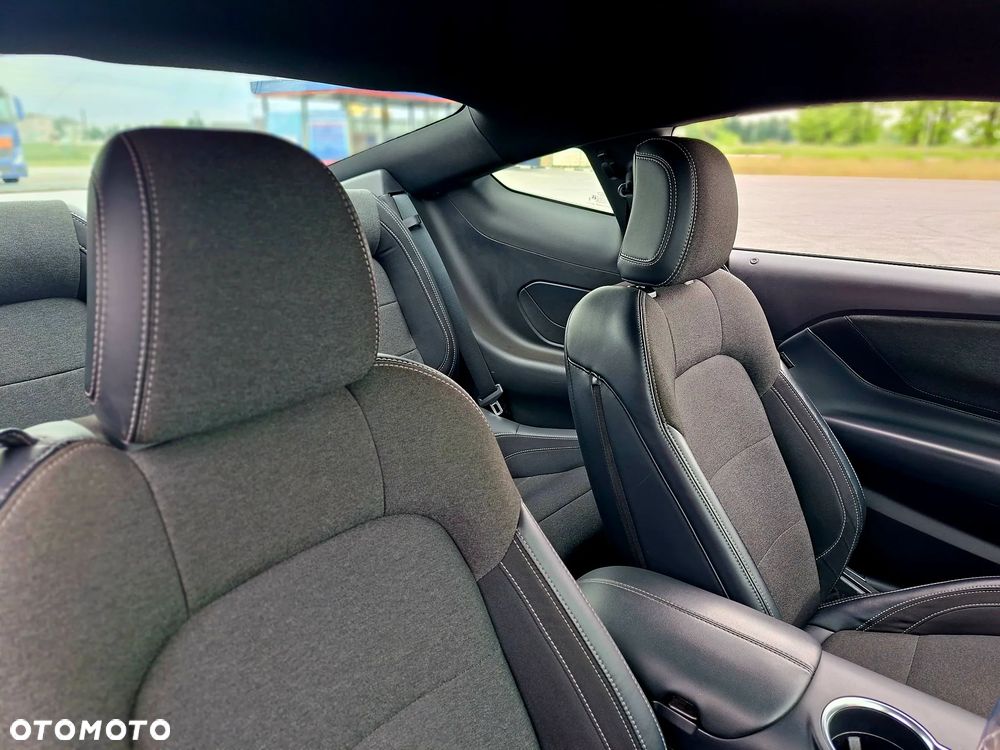 Ford Mustang 2.3 Eco Boost - 15