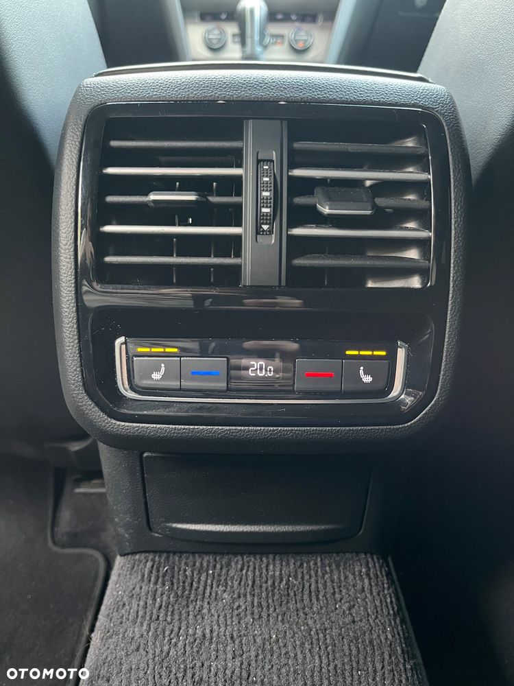 Volkswagen Passat Alltrack - 9