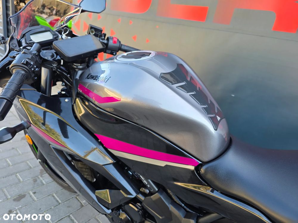 Kawasaki Ninja - 9