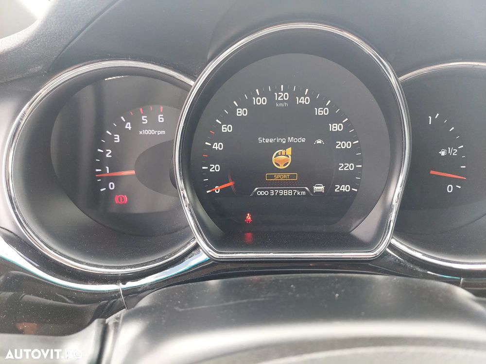 Kia Ceed - 13
