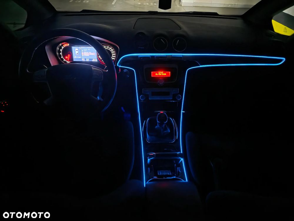 Ford S-Max 2.0 Titanium - 6