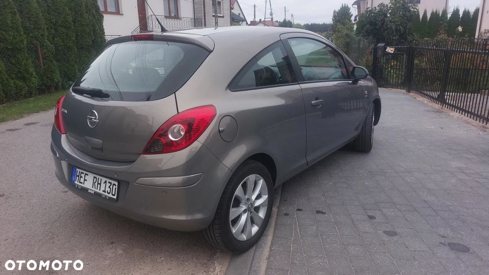 Opel Corsa 1.4 16V Color Edition - 5