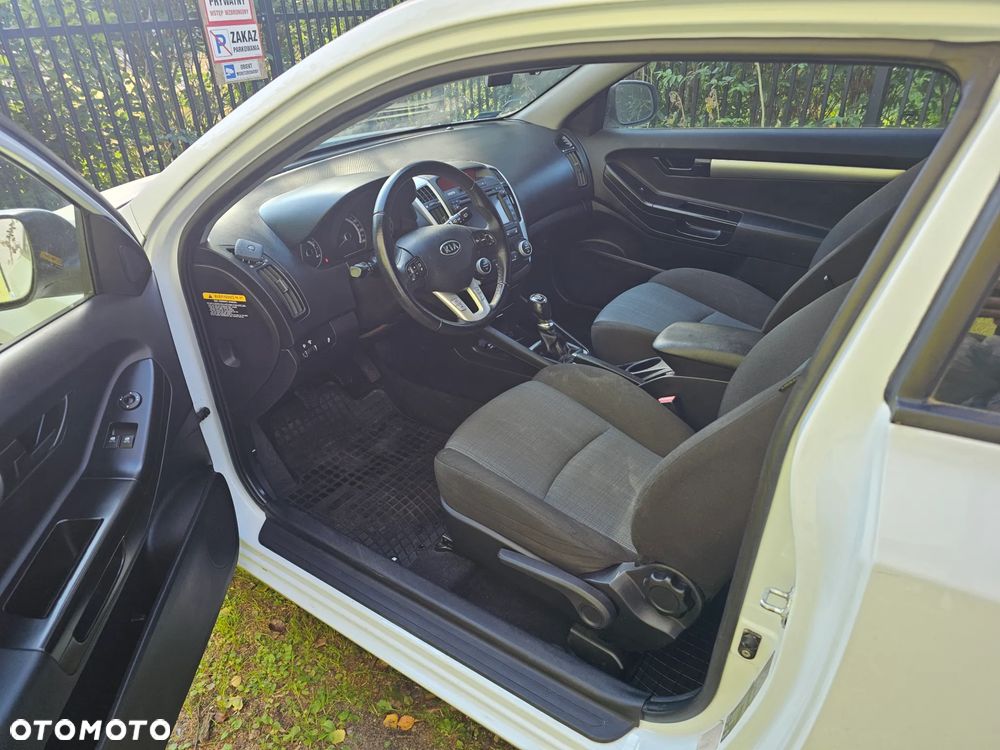 Kia Ceed 1.4 Comfort + - 21