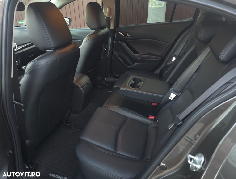 Mazda 3 SKYACTIV-D 150 Black Limited - 6