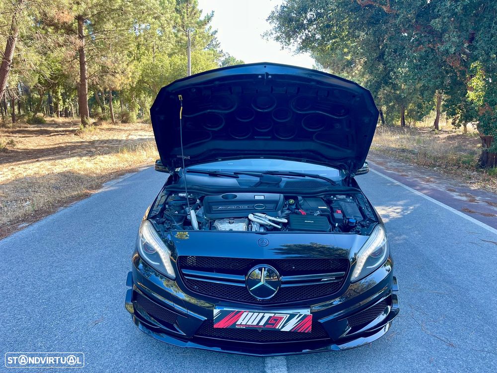 Mercedes-Benz A 45 AMG 4-Matic - 10