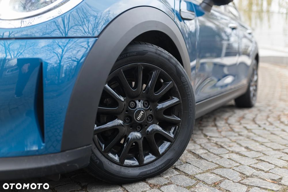 MINI Cooper Standard - 3