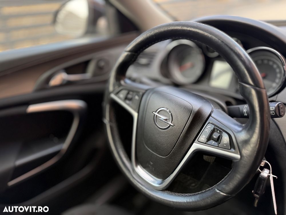 Opel Insignia 2.0 CDTI ecoFLEX Start/Stop Business Innovation - 13