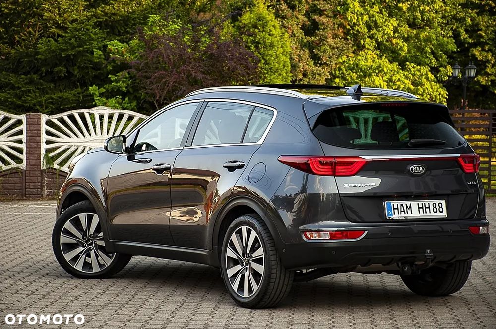 Kia Sportage 2,0 CRDI AWD Platinum - 10