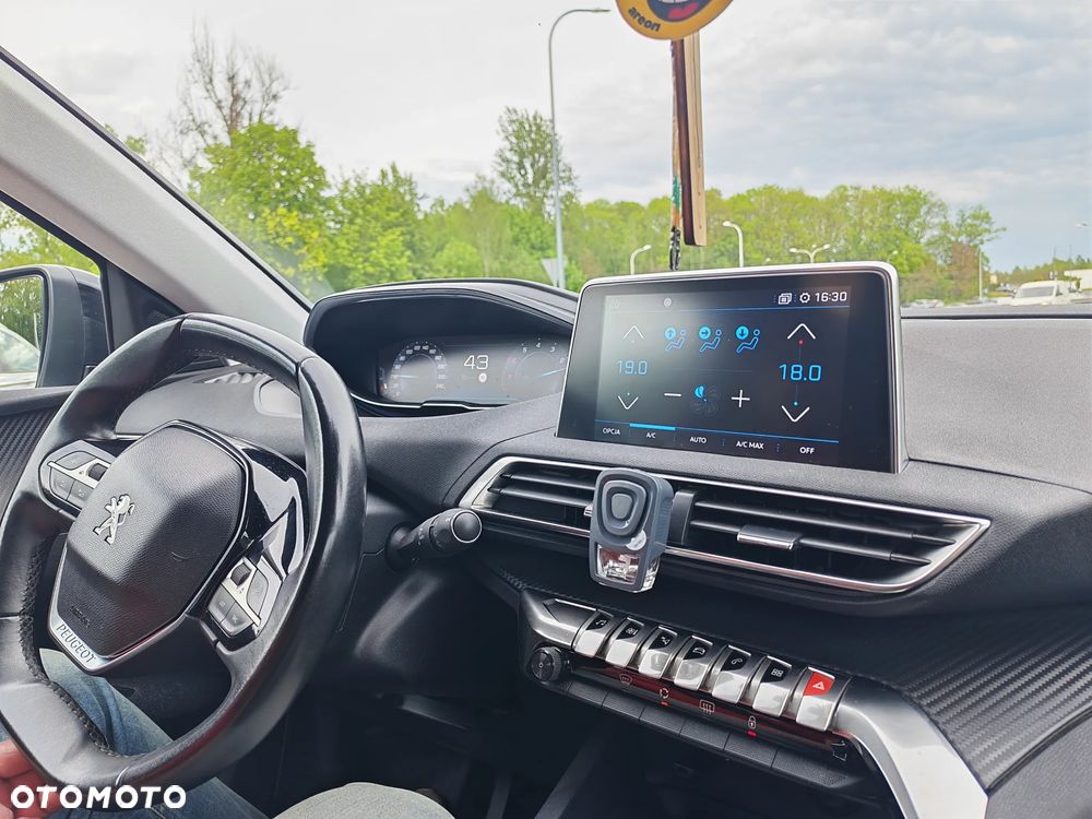 Peugeot 3008 1.2 PureTech Active S&S - 4