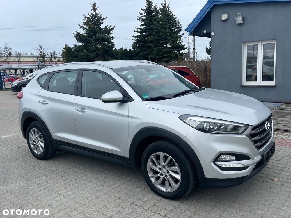 Hyundai Tucson 2.0 CRDI BlueDrive Comfort 2WD - 11
