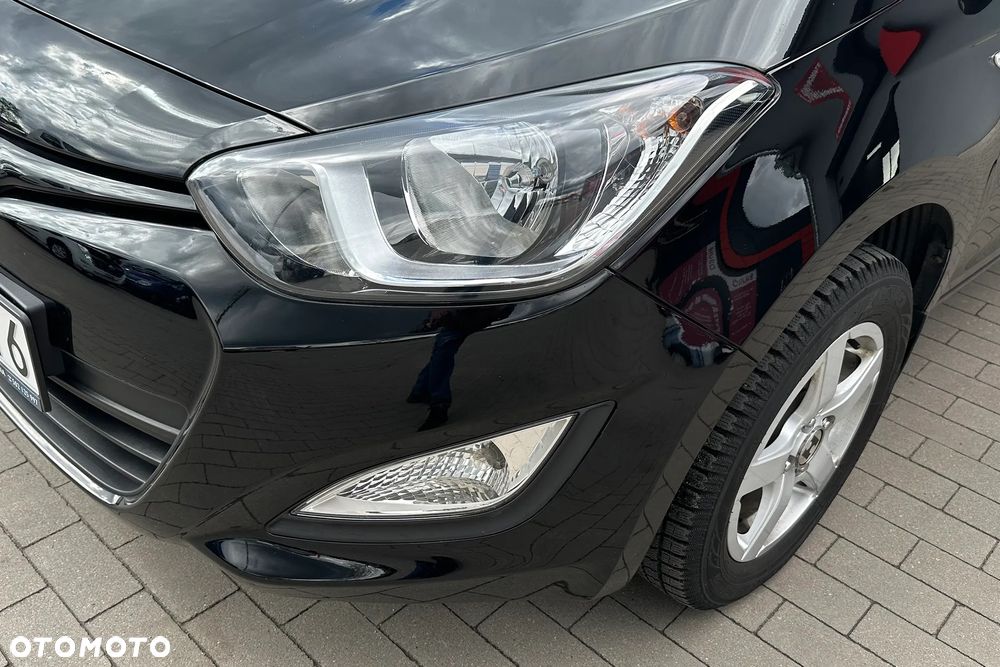 Hyundai i20 - 15
