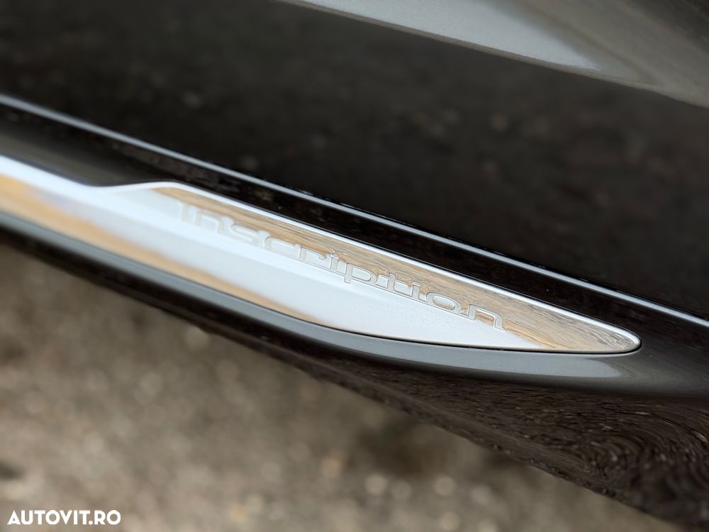 Volvo XC 60 D5 AWD Geartronic Inscription - 28