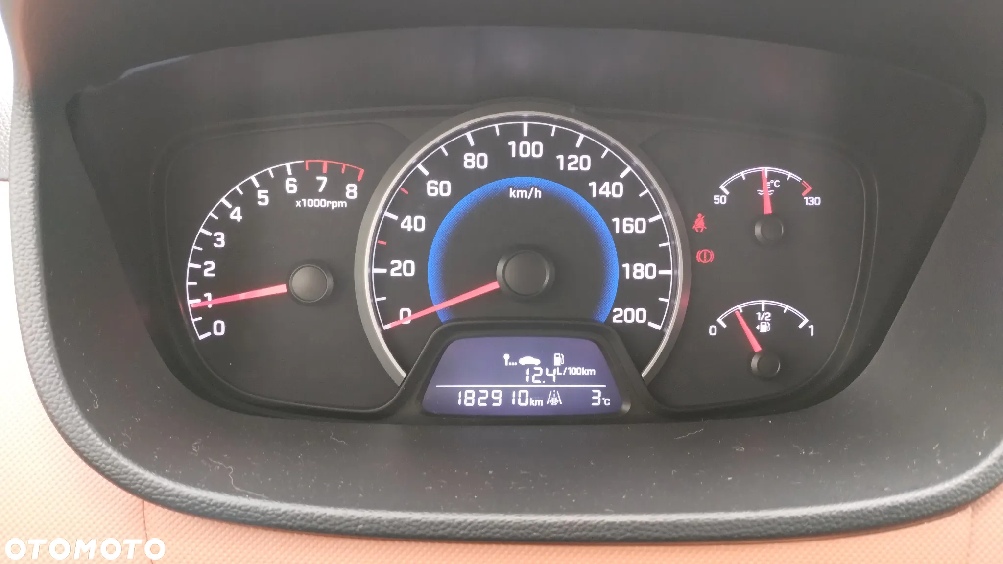 Hyundai i10 - 10