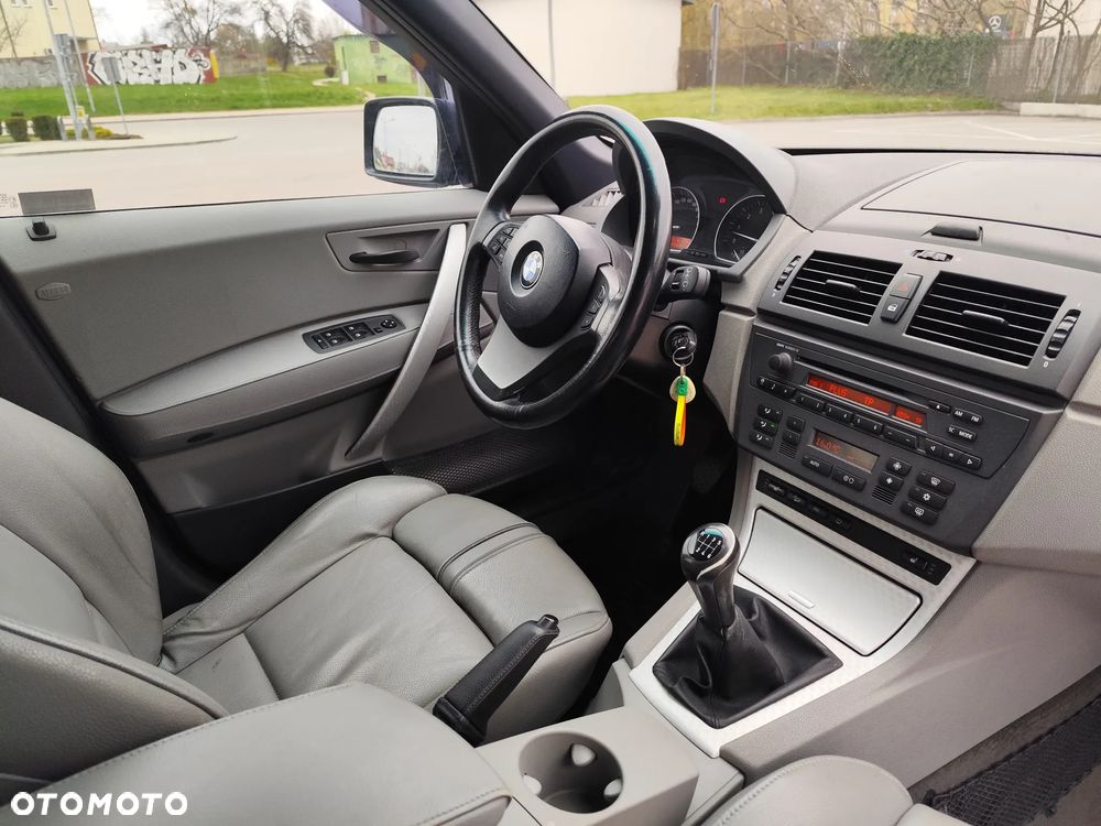 BMW X3 3.0i - 24