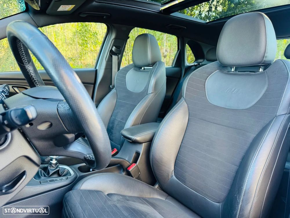 Hyundai i30 N 2.0 T-GDi Pack Performance - 29