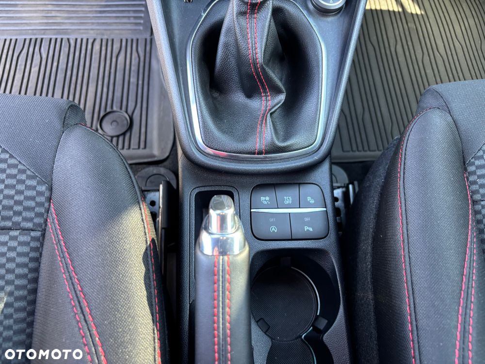 Ford Puma 1.0 EcoBoost Hybrid ST-LINE - 17