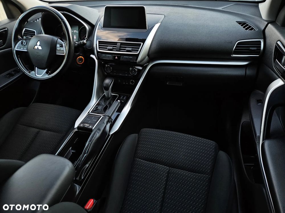 Mitsubishi Eclipse Cross 1.5 T-MIVEC (ClearTec) CVT 2WD Active - 23