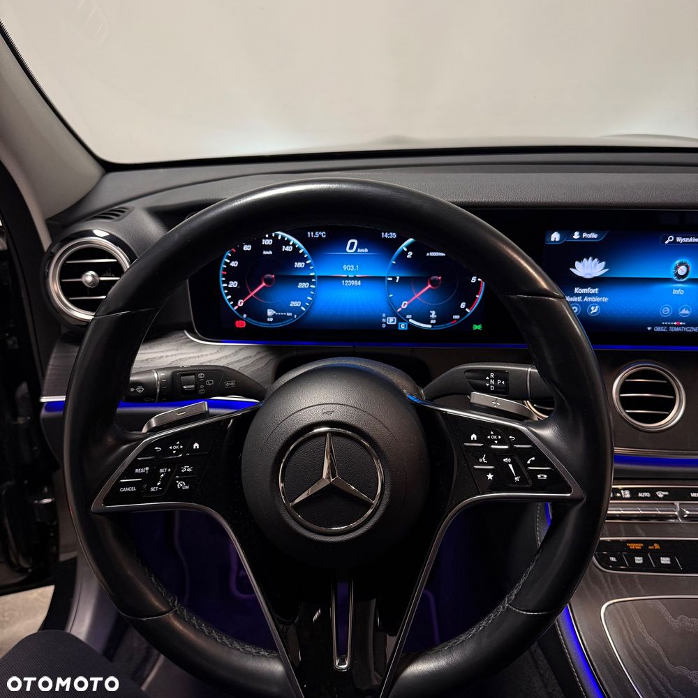 Mercedes-Benz Klasa E 220 d T 9G-TRONIC Avantgarde - 16