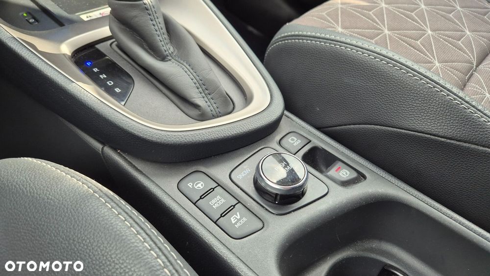 Toyota Yaris Cross Hybrid 1.5 Executive 4x4 - 18
