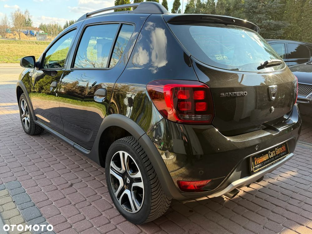 Dacia Sandero Stepway TCe 90 (S&S) Celebration - 4