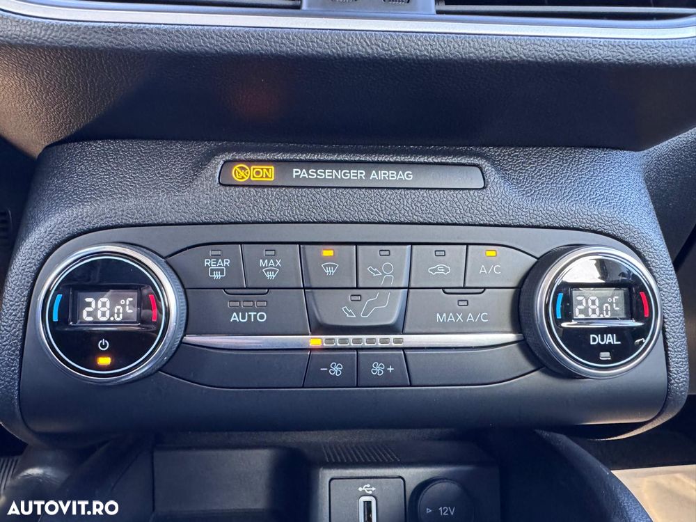 Ford Focus 1.5 EcoBlue Active - 28