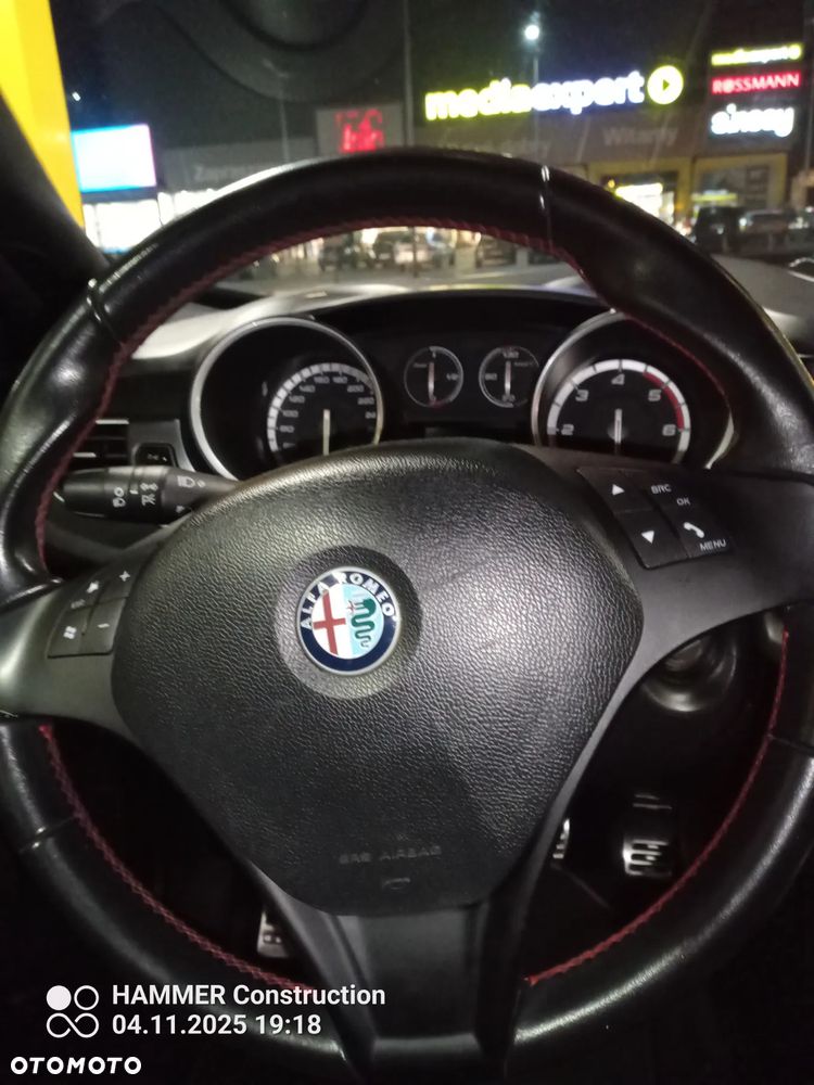 Alfa Romeo Giulietta 2.0 JTDM Distinctive - 33