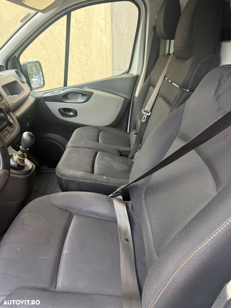 Renault Trafic - 11