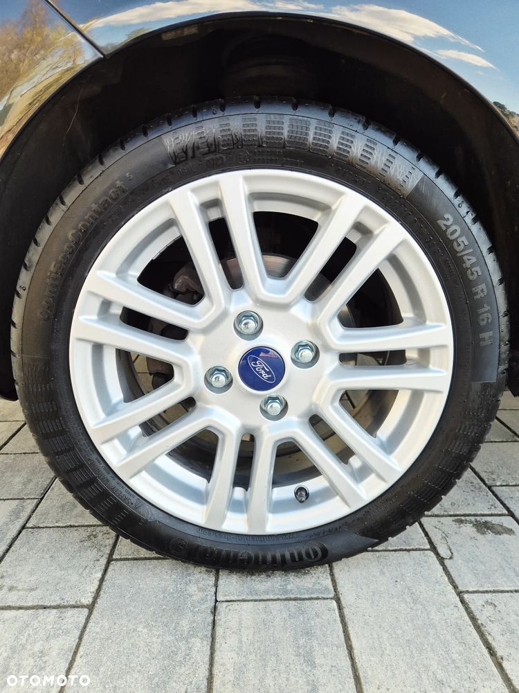 Ford Fiesta 1.4 Champions Edition - 29