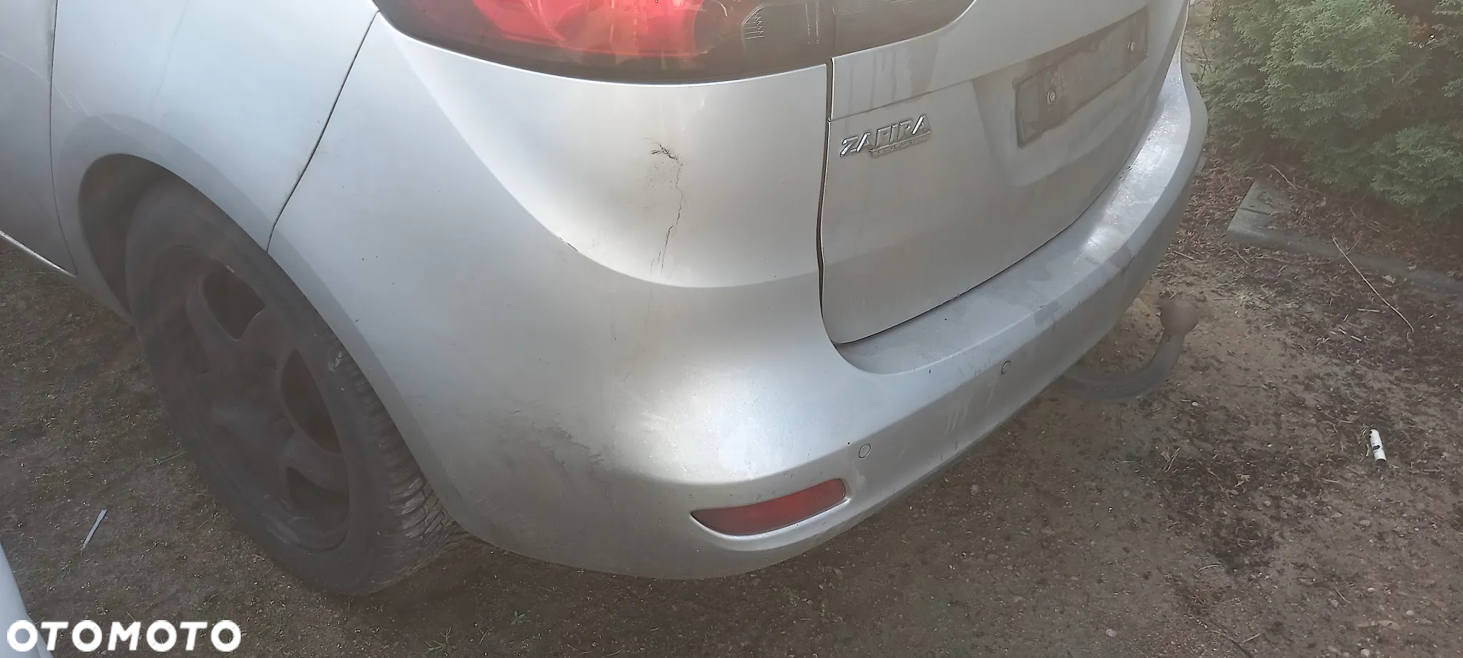 Zderzak tył tylny Opel Zafira C Z176  PDC - 4
