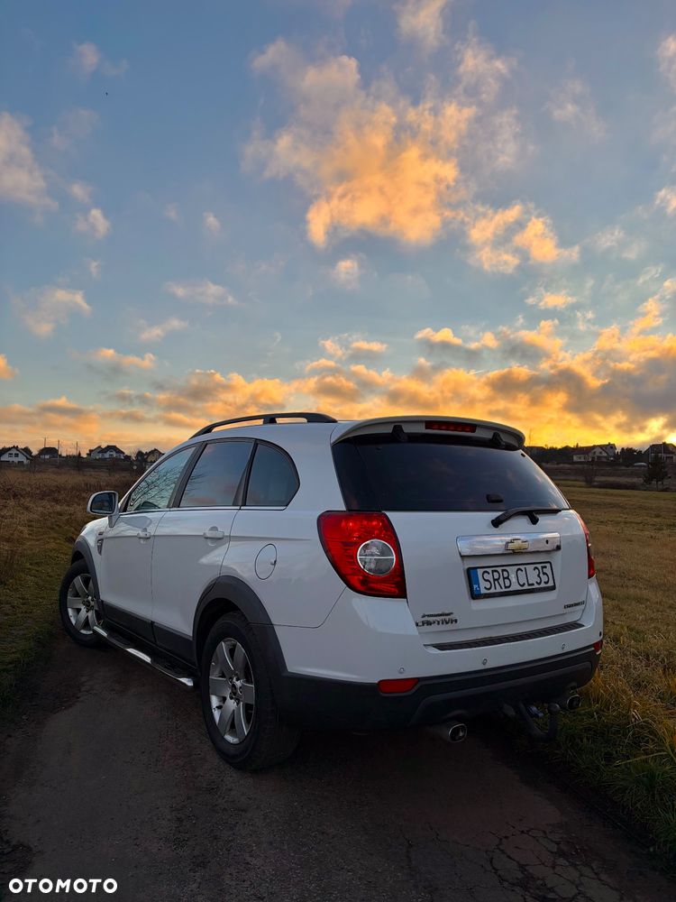 Chevrolet Captiva 2.0 4WD 5 Sitzer LT - 10
