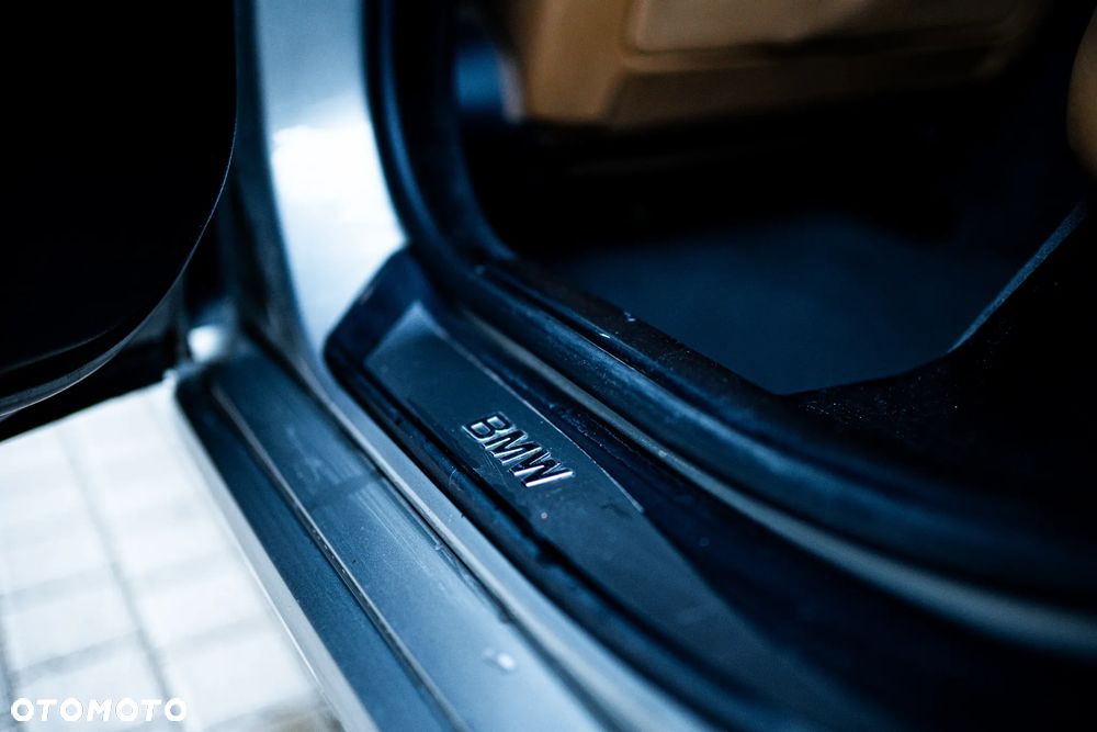 BMW Seria 5 520d - 16