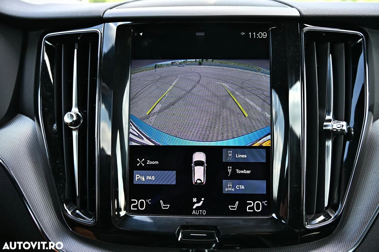 Volvo XC 60 T5 AWD Geartronic RDesign - 17