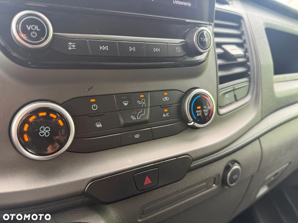 Ford Transit - 14