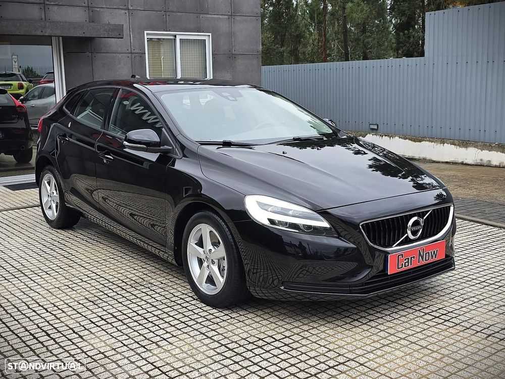 Volvo V40 2.0 D2 Momentum Geartronic - 5