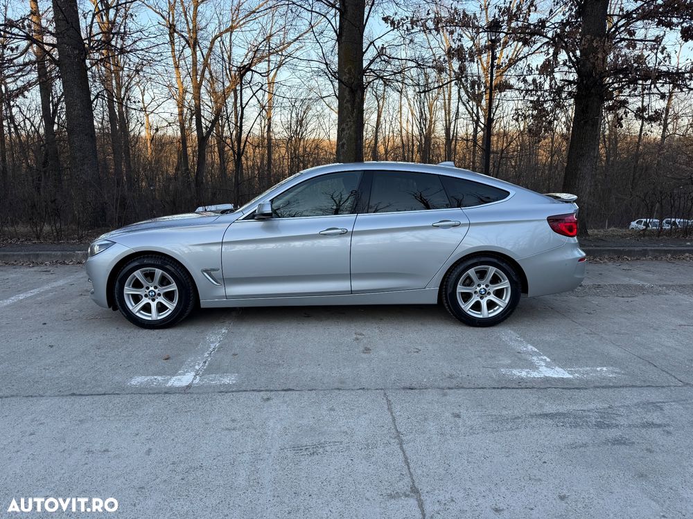 BMW Seria 3 320i xDrive AT - 2