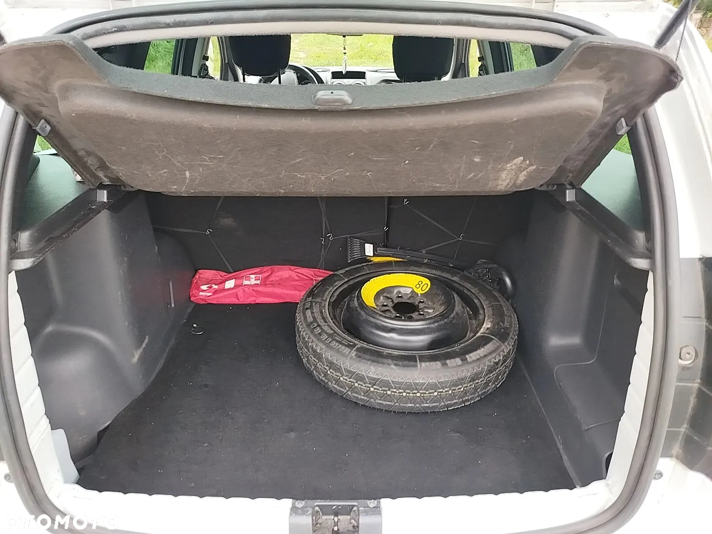 Dacia Duster 1.6 SCe Access S&S - 12